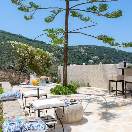Alisachni Maisonette Apartamento