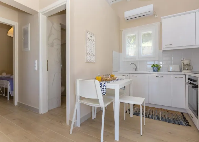 Alisachni Maisonette Apartamento Apraos