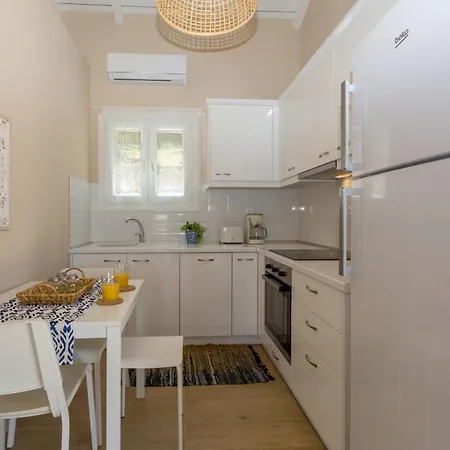 Apartment Alisachni Maisonette *